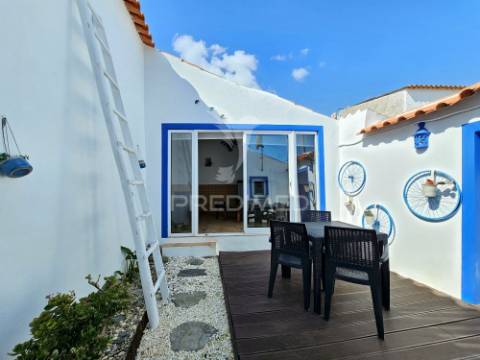 Moradia t1 térrea, totalmente equipada e mobilada, pronta a habitar em entradas, castro verde.