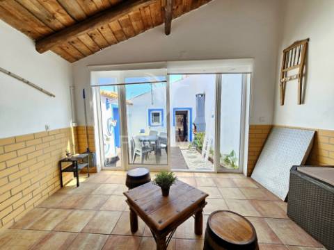 Moradia t1 térrea, totalmente equipada e mobilada, pronta a habitar em entradas, castro verde.