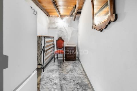 Moradia, casa t2, com terreno, em rendufinho, povoa lanhoso.