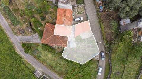Moradia, casa t2, com terreno, em rendufinho, povoa lanhoso.