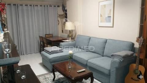 Apartamento t3 c/ terraço no laranjeiro