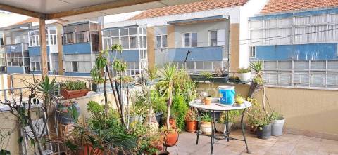 Apartamento t3 c/ terraço no laranjeiro