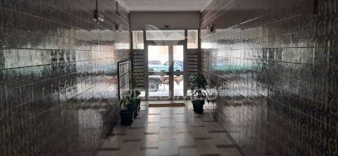 Apartamento t3 c/ terraço no laranjeiro