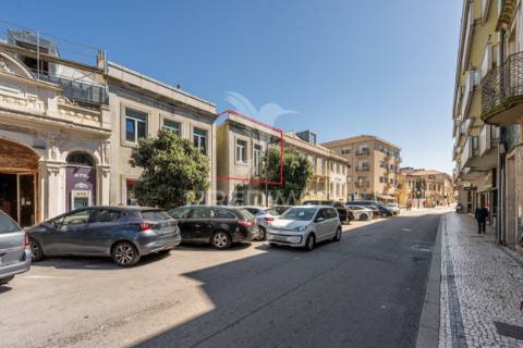 Duplex exclusivo no coração da foz do douro