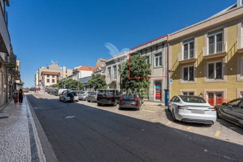 Duplex exclusivo no coração da foz do douro