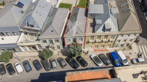 Duplex exclusivo no coração da foz do douro