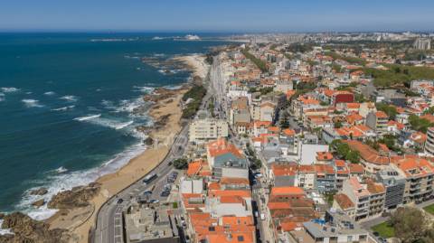 Duplex exclusivo no coração da foz do douro