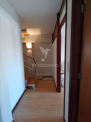 T2 triplex com terraço – zona central do porto