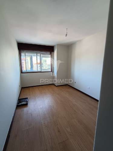 T2 triplex com terraço – zona central do porto