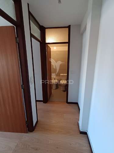 T2 triplex com terraço – zona central do porto