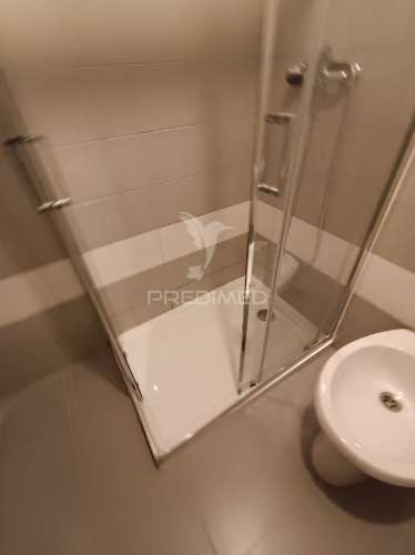 T2 triplex com terraço – zona central do porto