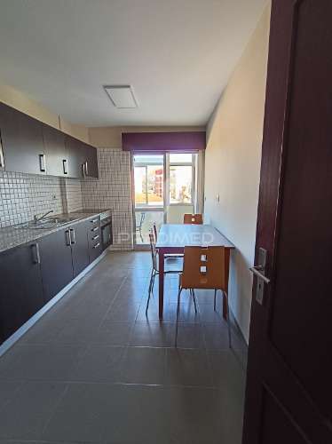 T2 triplex com terraço – zona central do porto