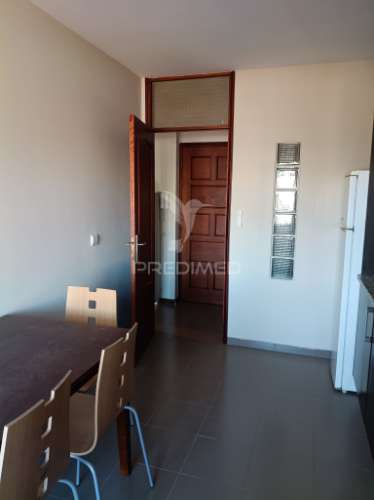 T2 triplex com terraço – zona central do porto