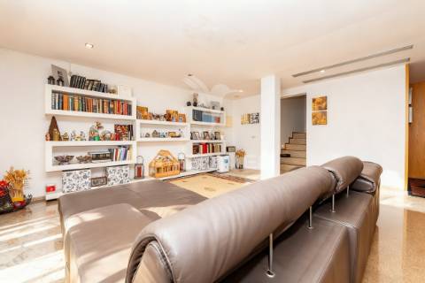 Moradia de luxo t5 com 3 suites | piscina interior aquecida | elevador | localização premium em braga