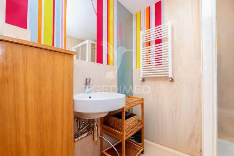 Moradia de luxo t5 com 3 suites | piscina interior aquecida | elevador | localização premium em braga