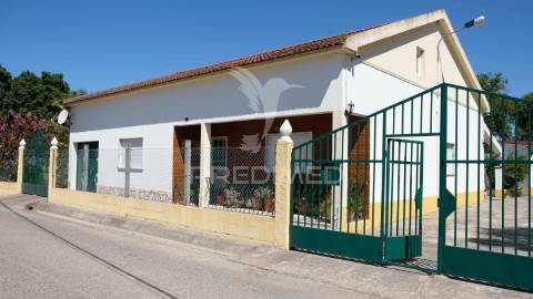 Moradia isolada, tramaga, ponte de sor