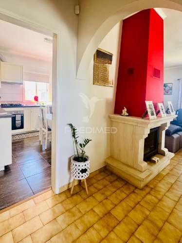 Encantadora moradia t2 no coração do barrocal algarvio – cerro de ouro, paderne