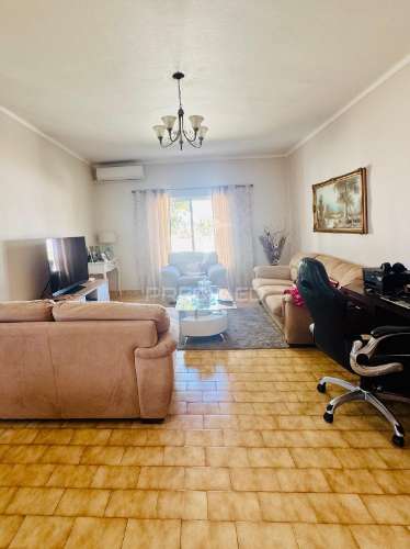 Encantadora moradia t2 no coração do barrocal algarvio – cerro de ouro, paderne