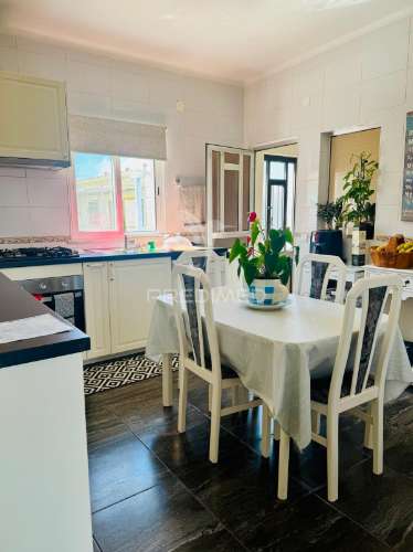 Encantadora moradia t2 no coração do barrocal algarvio – cerro de ouro, paderne