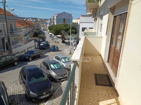 Excelente t3 na cova da piedade – almada | 90m² | varandas | ótima localização