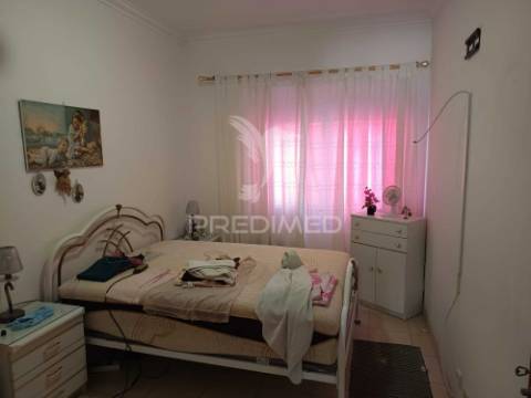 Excelente t3 na cova da piedade – almada | 90m² | varandas | ótima localização