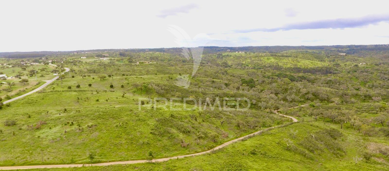 Terreno rustico com 8.5 hectares