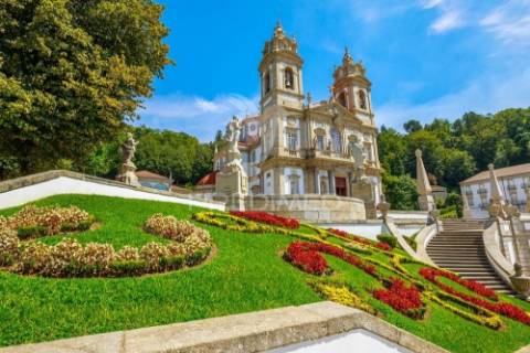 Loja em construção - pronta para venda em meados de 2026