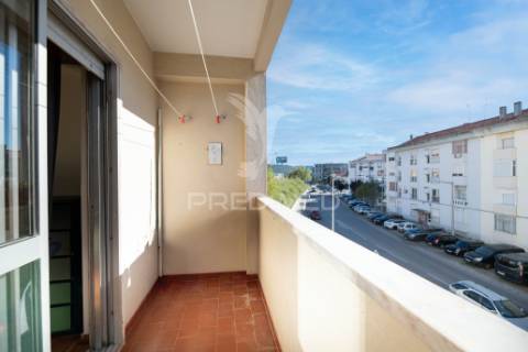 Apartamento t3 no centro de alverca do ribatejo