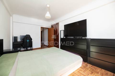 Apartamento t3 no centro de alverca do ribatejo