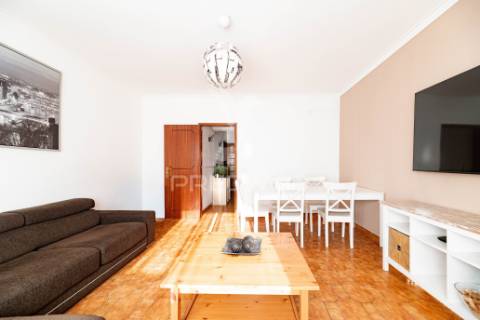 Apartamento t3 no centro de alverca do ribatejo