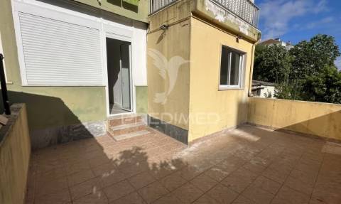 Apartamento t2 em mercês