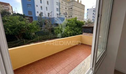 Apartamento t2 em mercês