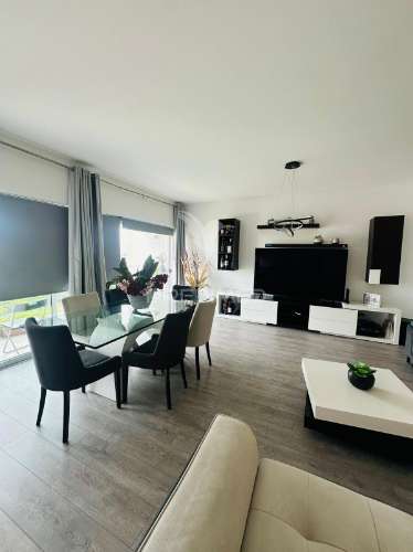 Apartamento t4 semi-novo com vista rio douro