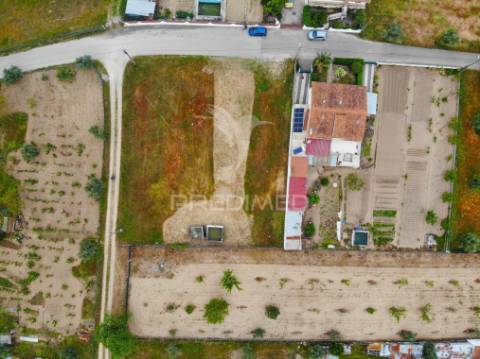 Terreno com 1.440m² em fojo - rossio ao sul do tejo, abrantes.