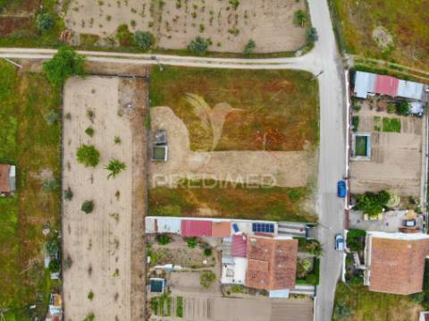 Terreno com 1.440m² em fojo - rossio ao sul do tejo, abrantes.