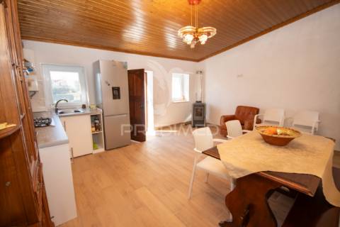 Casas em rio de moinhos