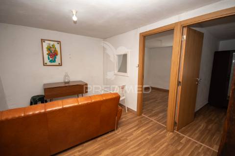 Casas em rio de moinhos