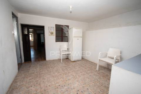 Casas em rio de moinhos