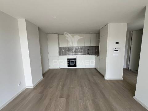 T1 no último piso com terraço e vistas desafogadas - azurém - guimarães