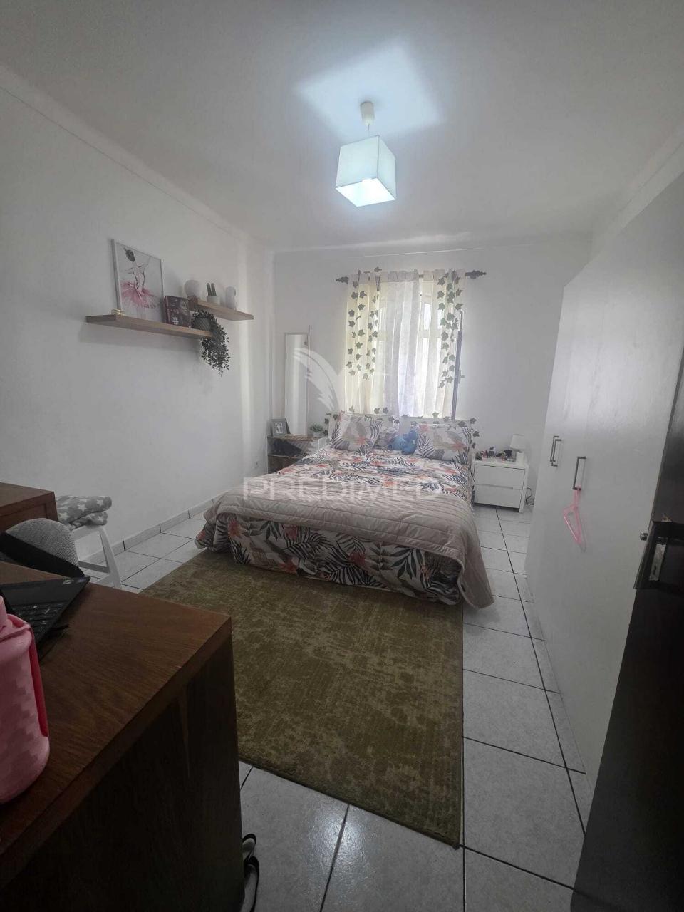 Moradia de dois pisos - pronta a entrar