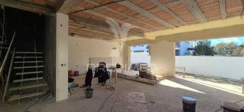 Moradia t4 em palmeira