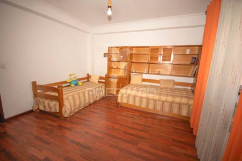 T3 com 162 m² com garagem e sótão no bairro da luz – guarda