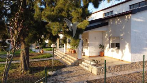 Moradia t6 - samora correia