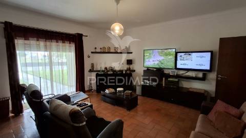 Moradia t6 - samora correia