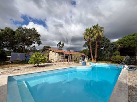 Moradia t3 com potencial de alojamento local, piscina e sustentabilidade  ​