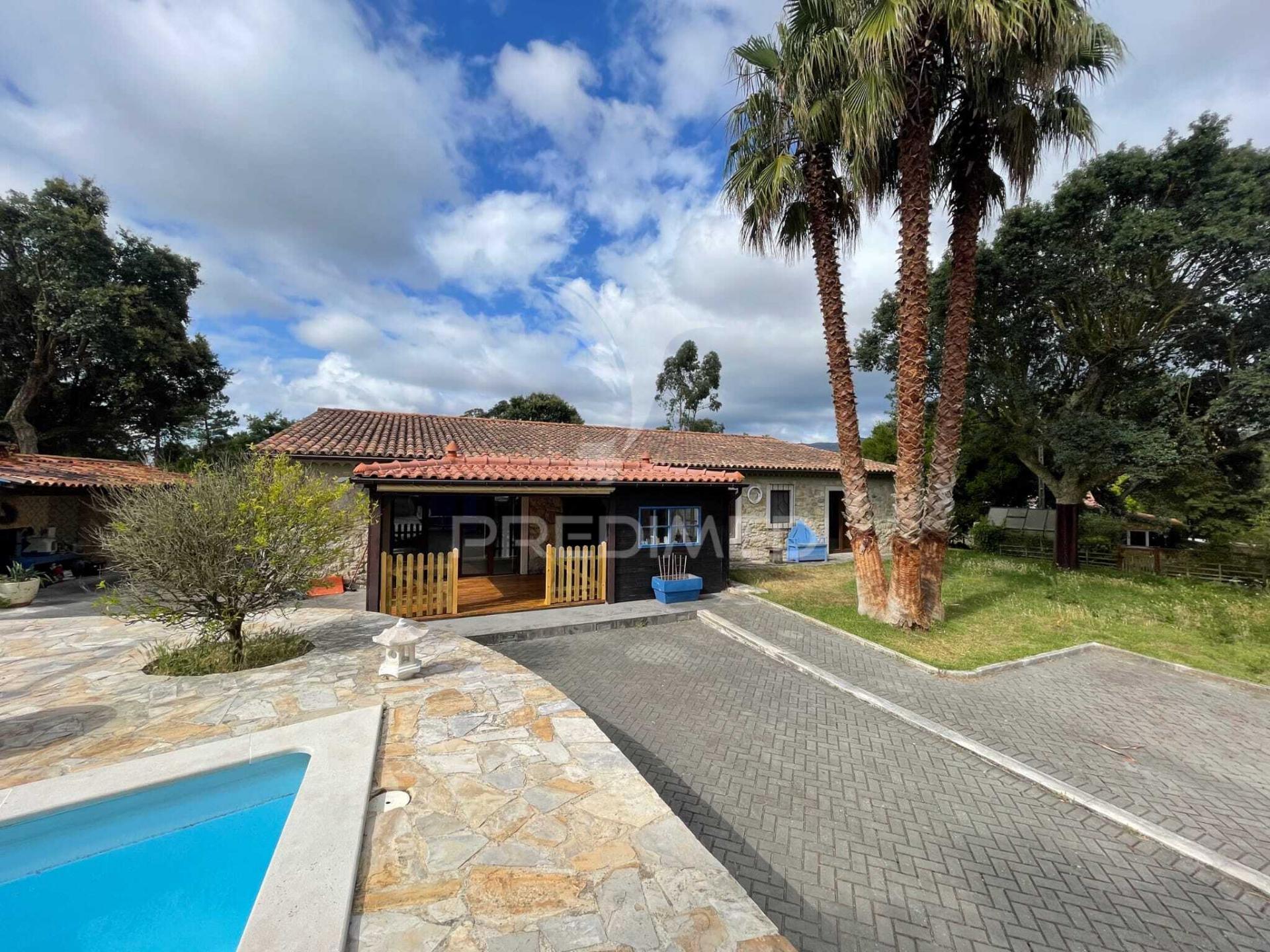 Moradia t3 com potencial de alojamento local, piscina e sustentabilidade  ​