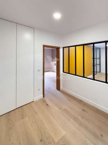 Moradia t3 com potencial de alojamento local, piscina e sustentabilidade  ​