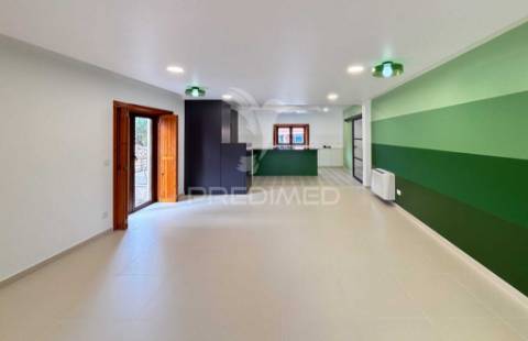 Moradia t3 com potencial de alojamento local, piscina e sustentabilidade  ​
