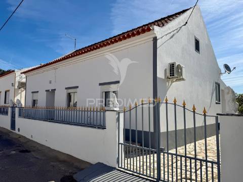 Moradia t5 silveiras montemor o novo