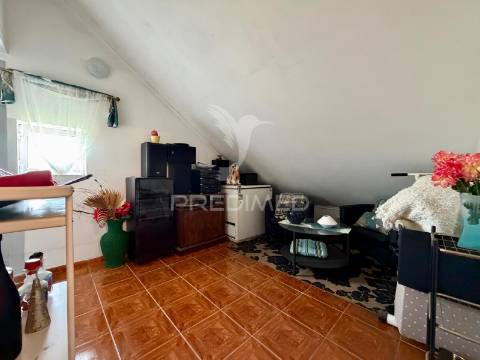 Moradia t5 silveiras montemor o novo